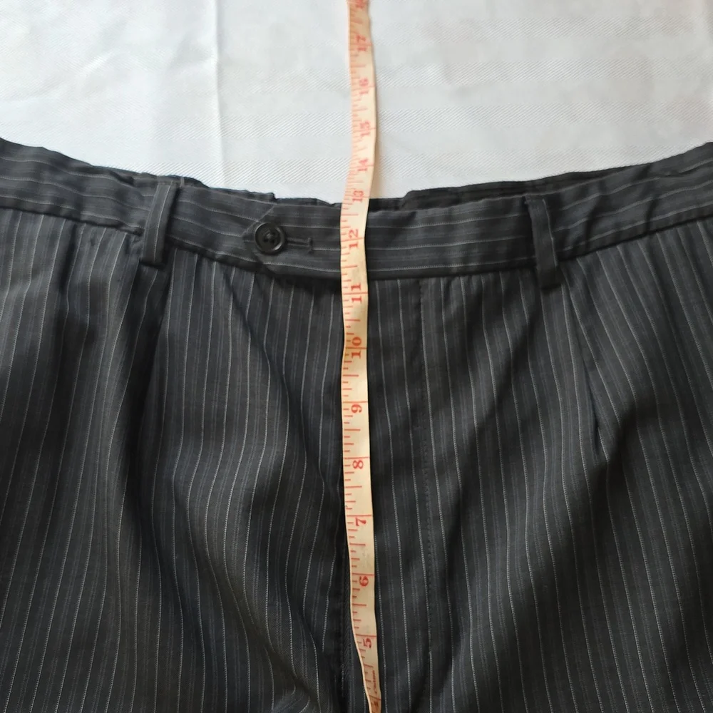 🌸Armani Men's Gray Pinstripe Pants Waist‎ 40 ×31